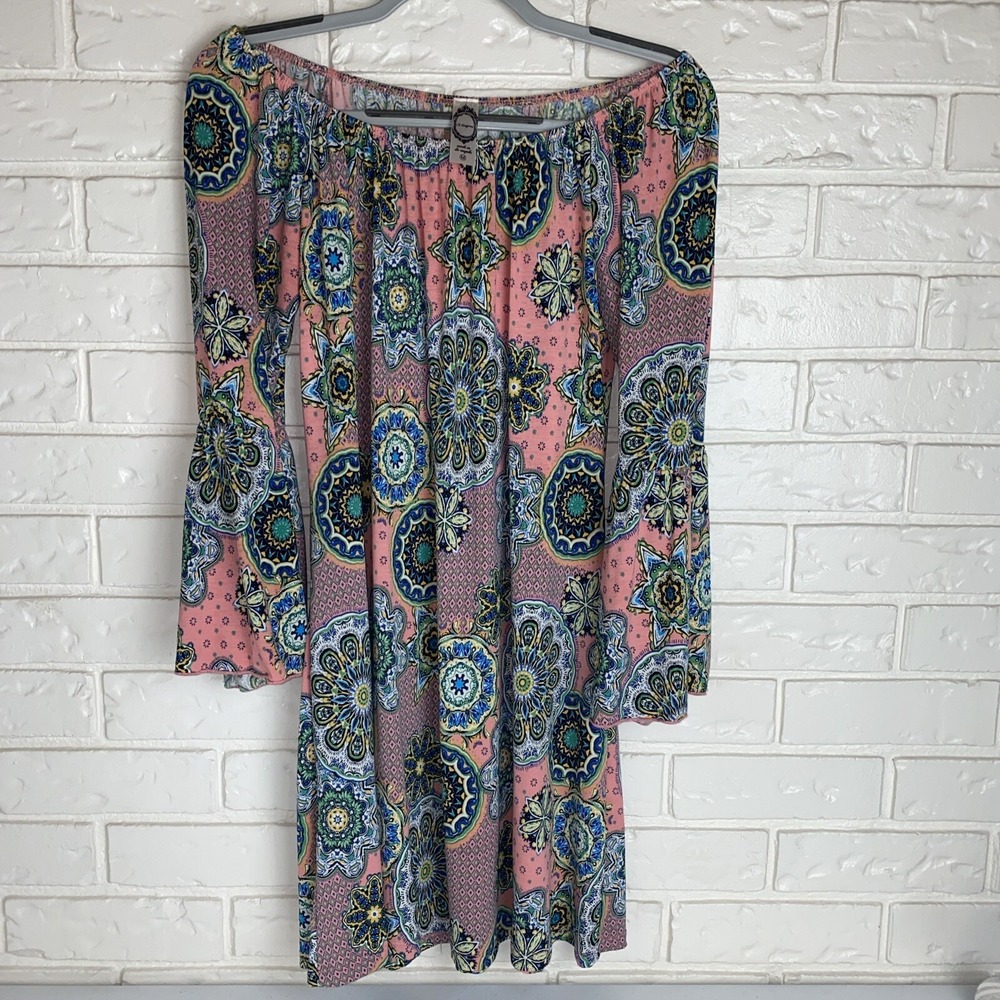 Honey me Dress Size M Boho Hippie 3/4 Bell Sleeve Mini Pink Geo Off Shoulders